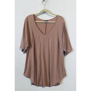 Torrid Top Womens 2X V Neck Short Sleeve Shirtail Hem Dark Pink Flowy Boho